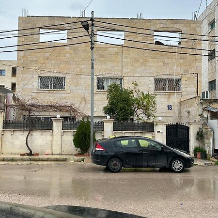 Furnished Studio With Private Entrance Apartment Irbid Exterior photo